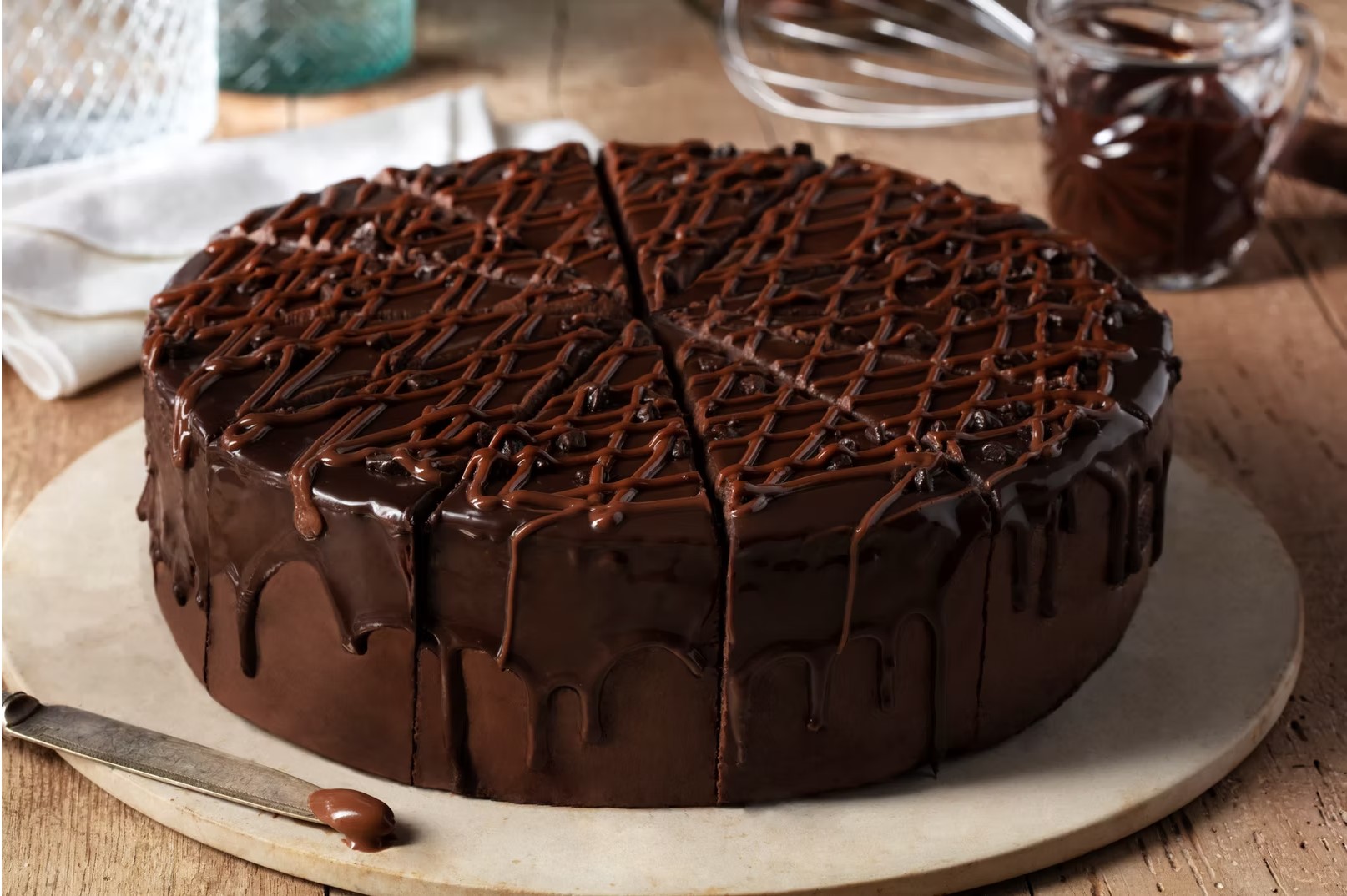 Rella Nutellalı Çikolatalı Pasta